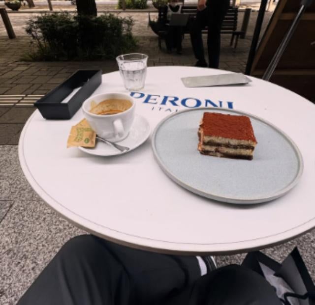 プロスキーヤー・佐々木明が語る、丸の内の魅力とトレーニングの合間のひととき