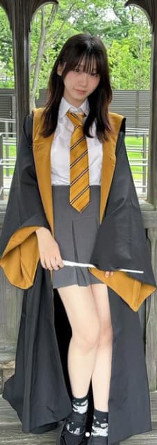 コスプレイヤー 伊織もえ ハリーポッターのコスプレを公開！