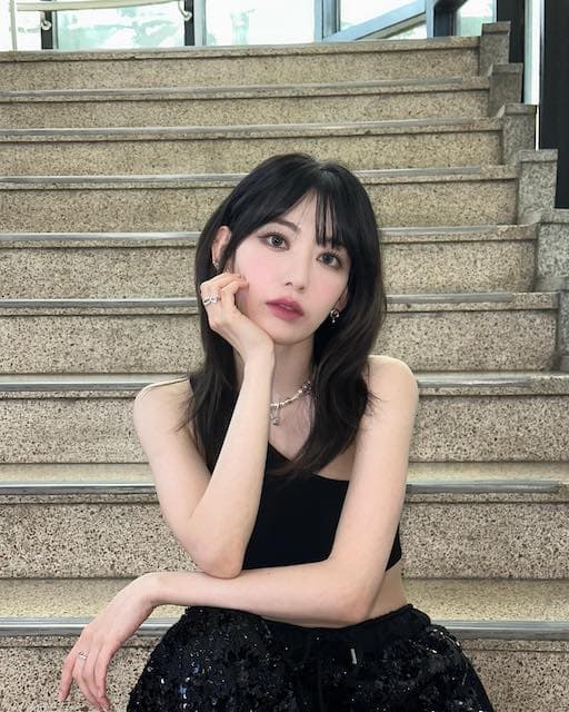 宮脇咲良がイメチェン⁉︎新しい雰囲気にファンからは絶賛の嵐💓