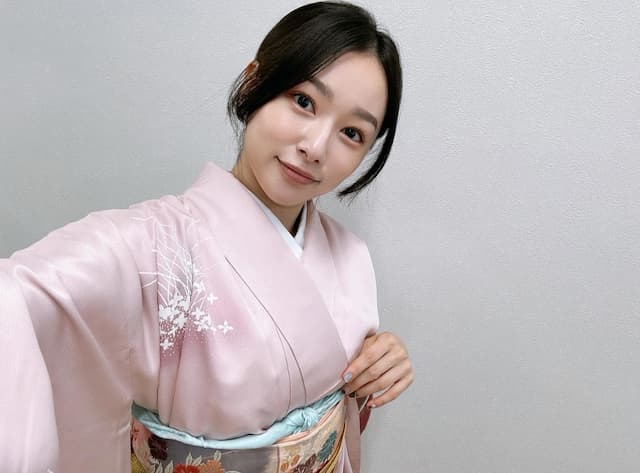 桜井日奈子、着物姿のオフショットとともに来年の目標を宣言！