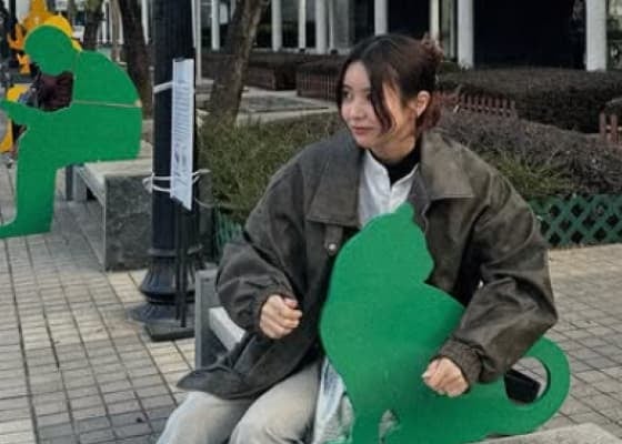 元欅坂46・小林由依 香港での最新ショット！香港の街並みを楽しむ！