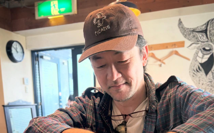 浅野忠信、チーズバーガー愛を炸裂！無邪気なプライベートショットに反響