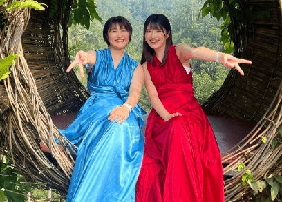 「生まれて初めて見たよ…」異国の地にダブル美女が推参！”ローリング・植物マキマキショット”にネット大震撼！