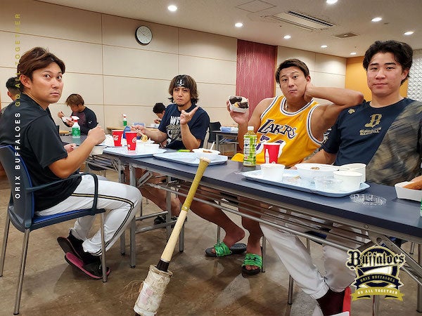 こんなところでも❗️❓「マーゴのバッド」の存在感と山足達也の健気な努力🤣🤣✨