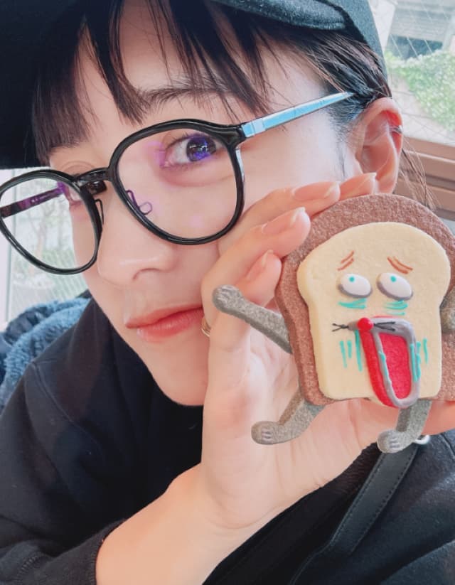 「食べるのもったいないくらい可愛かったー♡」山本美月 パンどろぼうカフェを訪れる