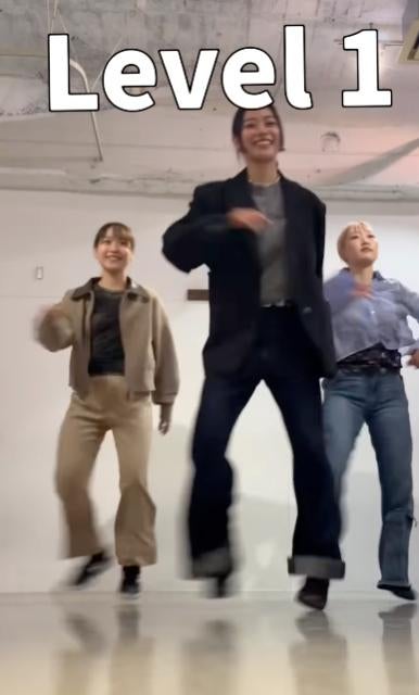 プロダンサーMiyu、学生と挑戦！「新しいシャッフル作ってみたけど…2人バージョン難しすぎ！」