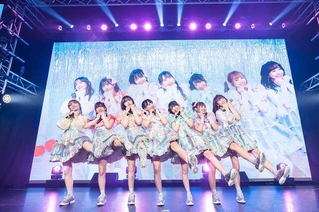 FRUITS ZIPPERがデビュー3周年！鎮西寿々歌が感謝のメッセージ