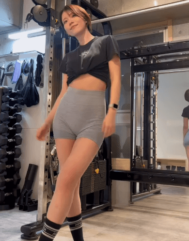 「なんか、すごい、セクシーです」人気女優＆ピラティス女子、”女神スマイル”を振りまくトレムービーにファン熱視線！