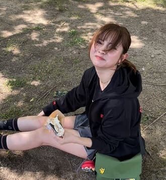 「助ける前に動画回してくれる友達w」桃月なしこの転んだ姿を友人がしっかり撮影？痛そうだけど可愛いと反響