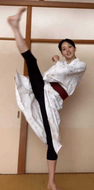 「温泉気持ちよかったー」格闘家女優・宮原華音、