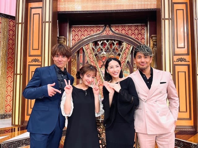 魔裟斗が妻と共演！杉浦・辻夫妻との豪華4ショットも話題に