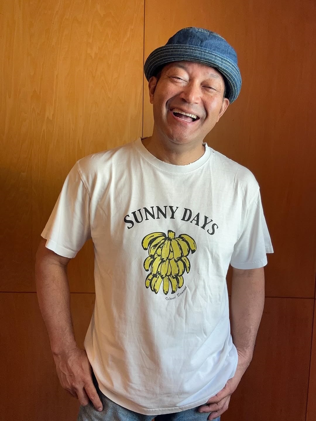 山口智充のレアなTシャツがお似合い！奄美大島「SUNNY DAYS」バナナが魅力！