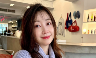 黒川智花、NYのカフェでホットチョコレートを満喫「程よい甘さで飲みやすい」