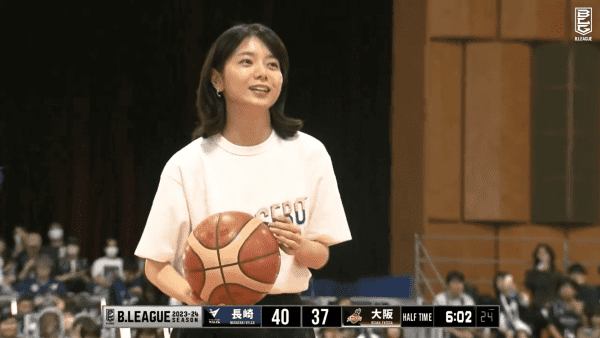 馬場雄大の妻、女優の森カンナがブーイングの中でのフリースローを自ら志願