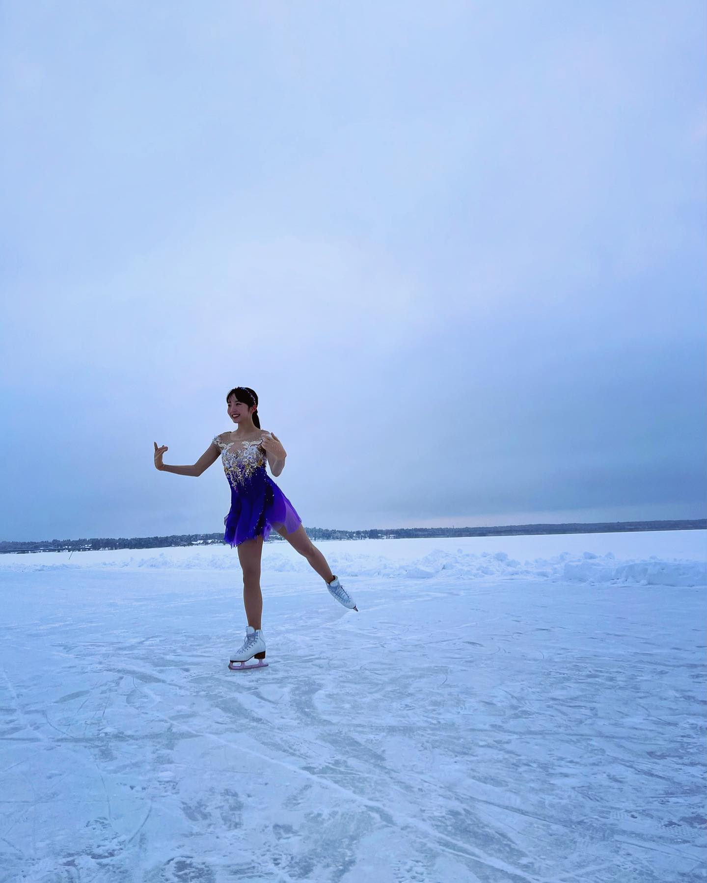 極寒の海の上で本田真凜が舞う❄️⛸   妖精のような姿に彼氏・宇野昌磨も【2文字】の気持ちをコメント...👀💓