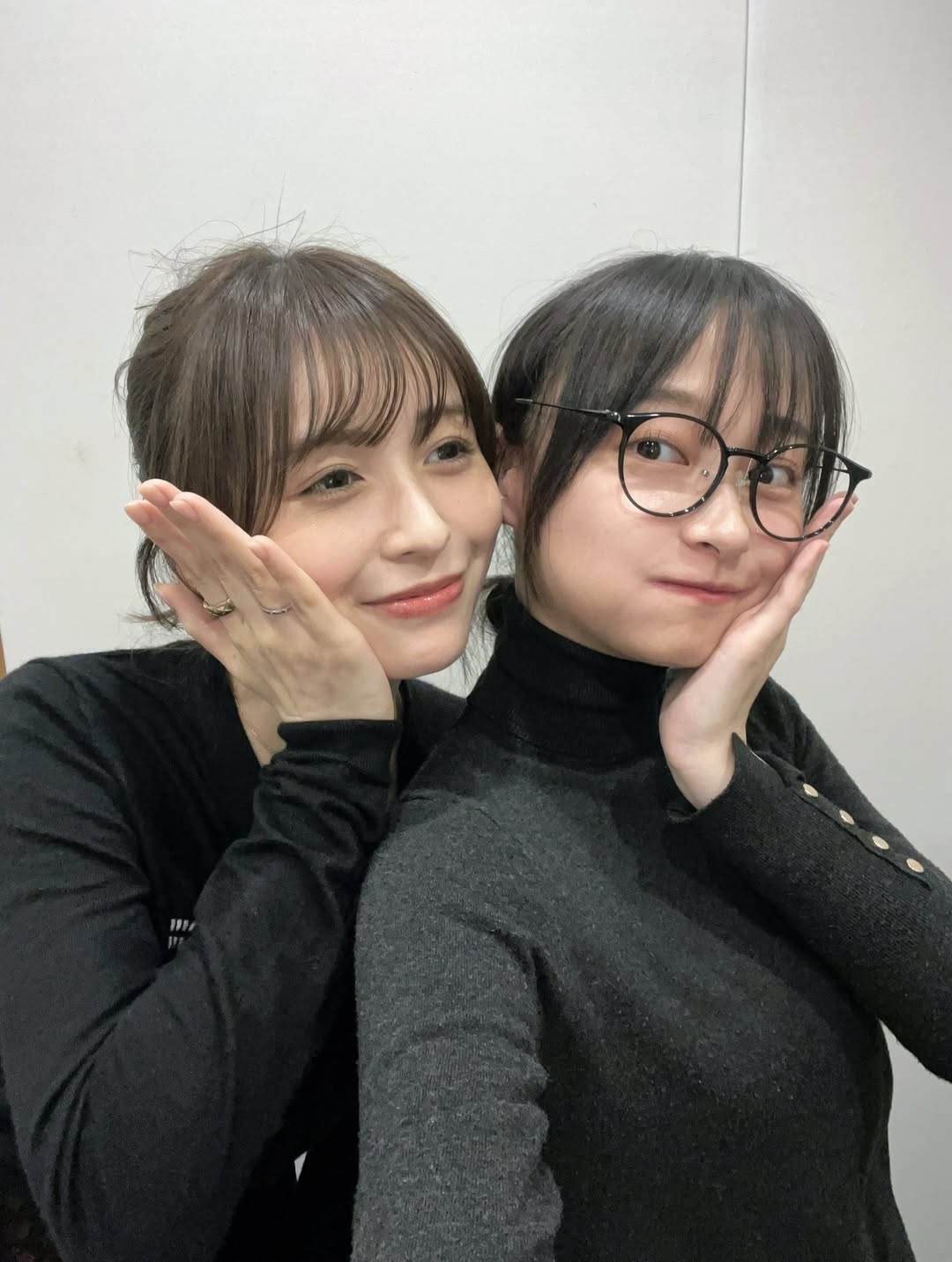 あの絆は今も――影山優佳＆長濱ねる、頬寄せ合う2ショット公開