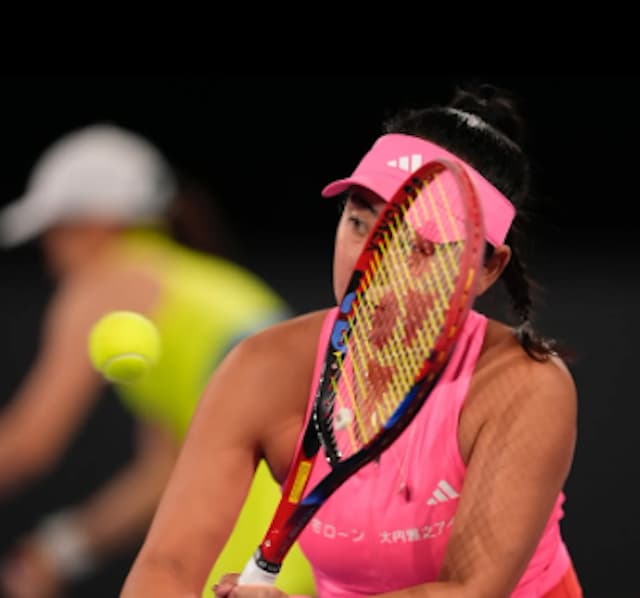 『搭乗人数9人⁉︎』穂積絵莉、真夏のメルボルンから真冬のリンツへ移動