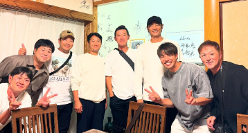 斉藤和巳、宮崎秋季キャンプで投手コーチ陣と充実の食事会「最高の仲間たちと」