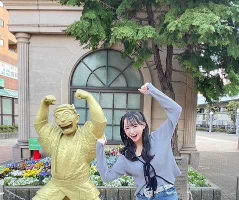 STU48副キャプテンが初亀有へ！”両さん”との楽しそうな2ショットにファンも笑顔