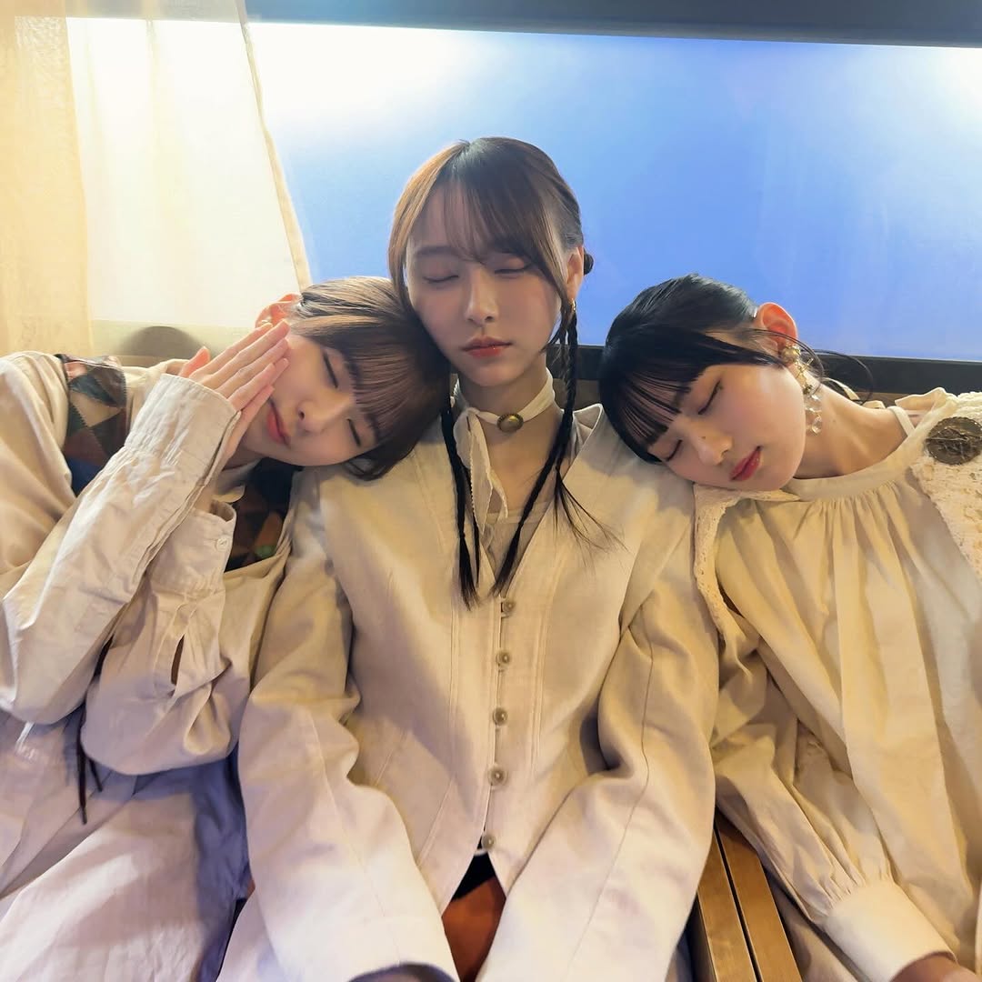 「天使だったのか」乃木坂46・弓木奈於　キュートな寝顔でひたすら睡眠！？