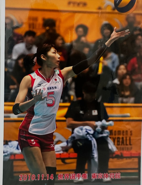 あの頃の記憶が蘇る⁉元女子バレー日本代表・秋本愛、