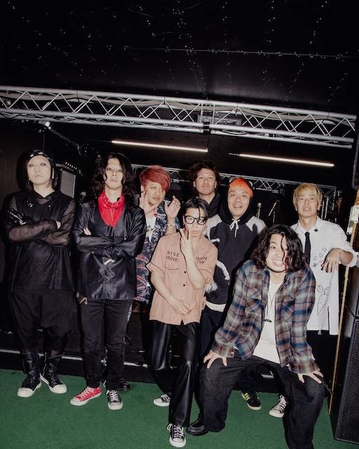 楽曲が話題のバンド・SIX LOUNGEが九州での公演に感謝の言葉