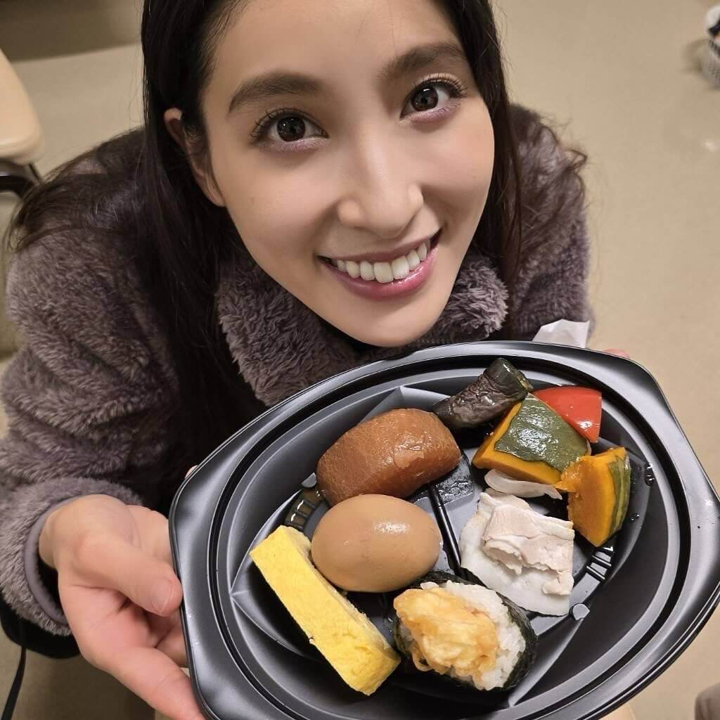 土屋太鳳、舞台ケータリングで名古屋めし堪能！「名古屋の美味しさを一気にいただきました！」