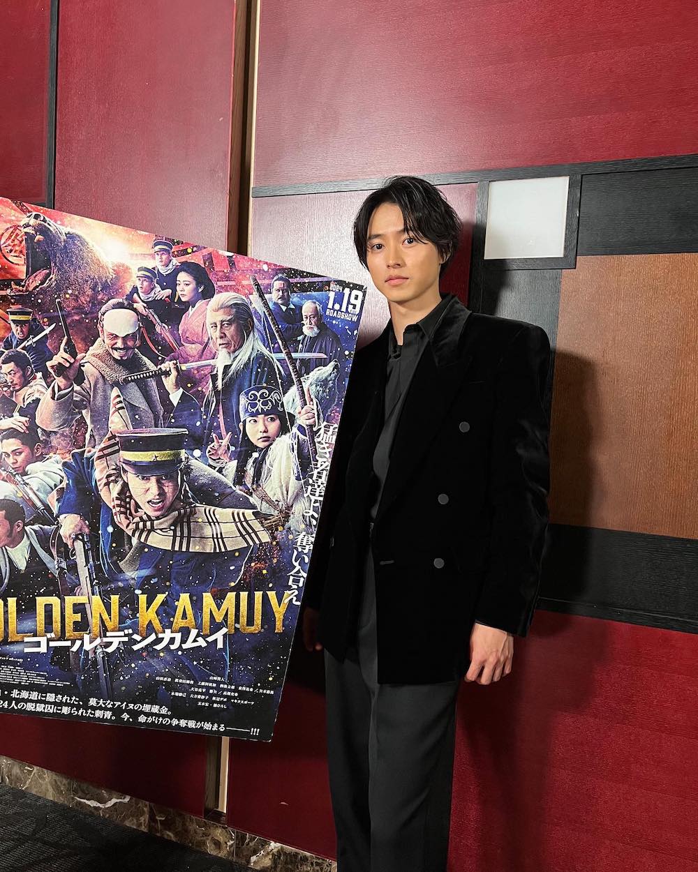 山﨑賢人 映画公開を告知