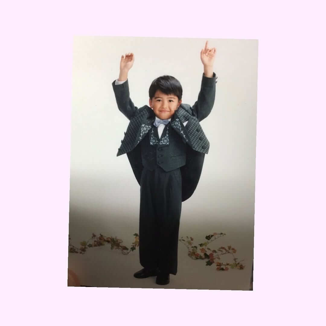 井阪郁巳が29歳の誕生日を迎えたことを報告！幼少期の写真も初公開！