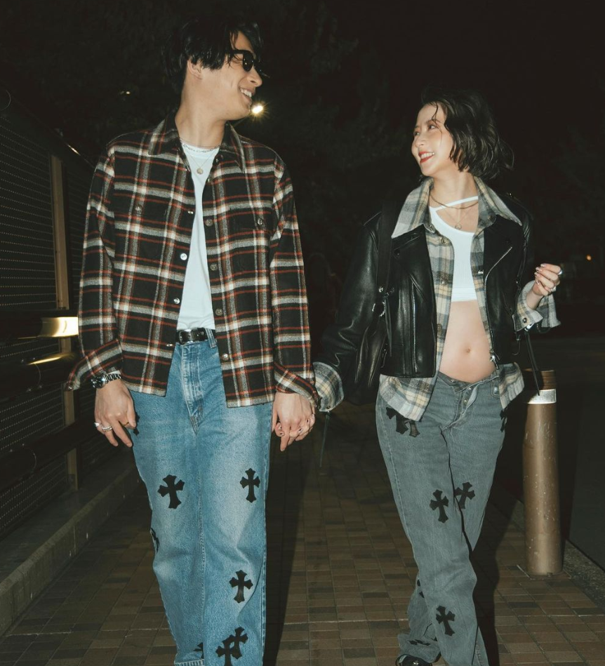 河北麻友子、第1子妊娠を発表🎉夫との超イケイケなマタニティフォト披露💜「幸せな気持ち」