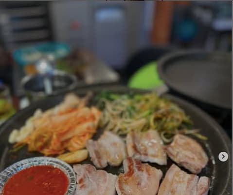 葵わかなが韓国へ渡航し韓国グルメを堪能！