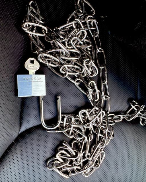 「封印を……」狩野英孝のポストにファンから戸惑いの声