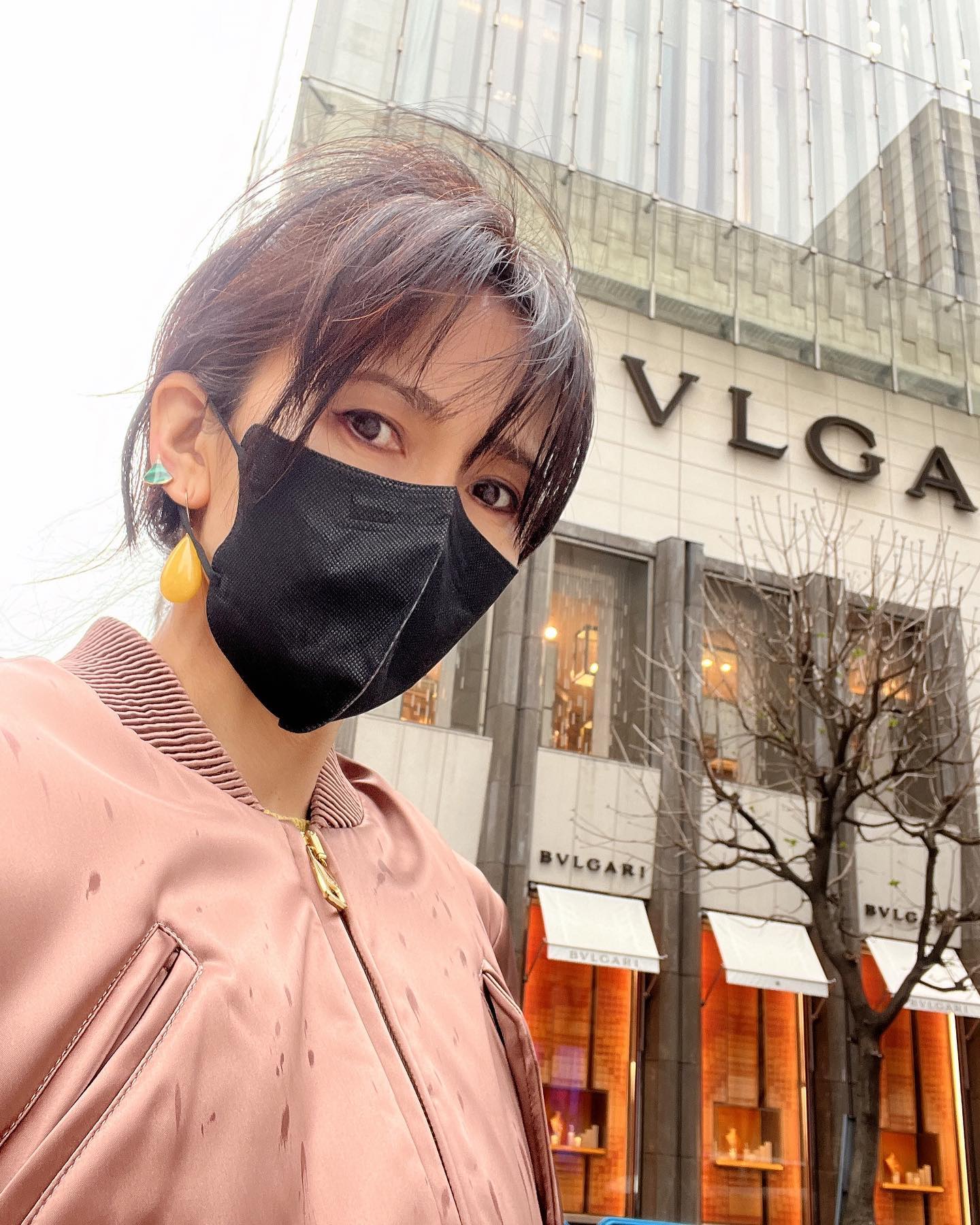 工藤静香さん、銀座でたまたま娘さんと遭遇！？少し変わった”親子2ショット”を公開！