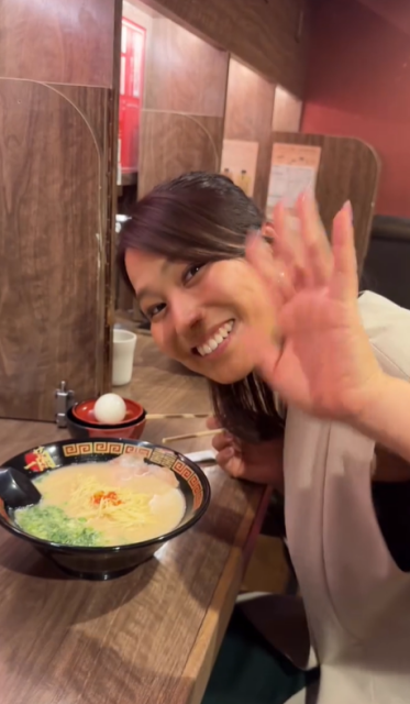 「良い笑顔！」「可愛い」元プロテニス美女、