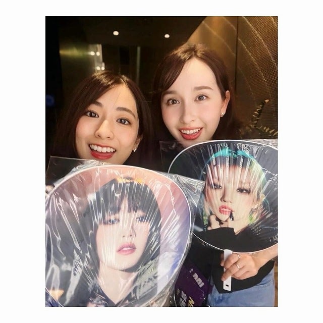 宇賀神メグ、ライブで田村真子との仲良し2S！