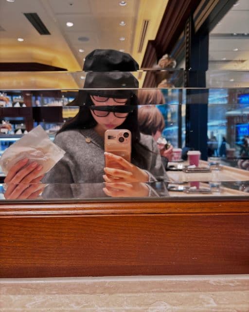 「撮り方おしゃれ」AKB48・小栗有以、最近のハッピーなあれこれをファンにシェア！