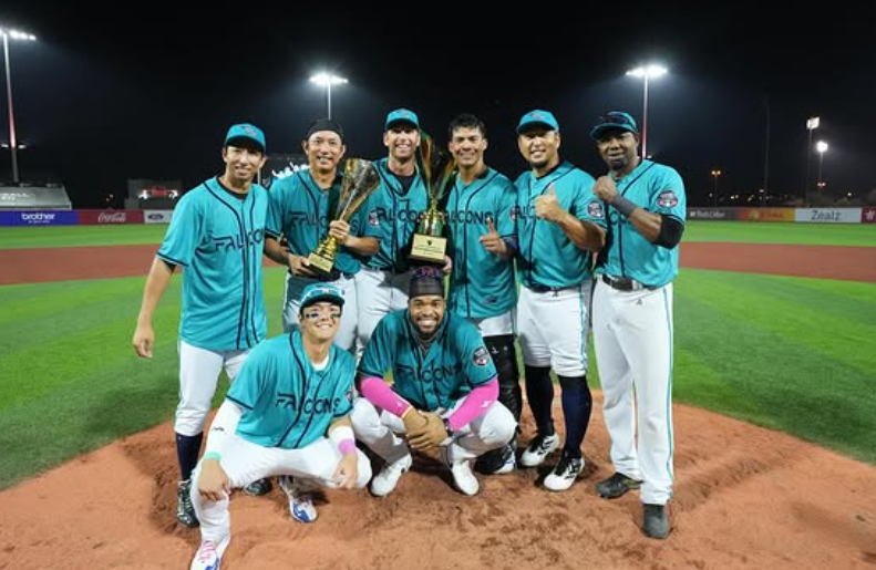 川﨑宗則、ドバイでの「濃厚すぎた1ヶ月」に感謝　ナカジ、福田秀平らとの再会に「やっぱり野球ってすげ〜なぁ」