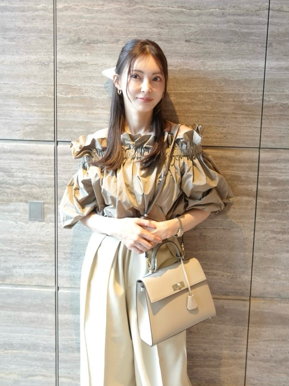 ファッションモデル・押切もえ、ラグジュアリーな私服姿での自撮りを公開！