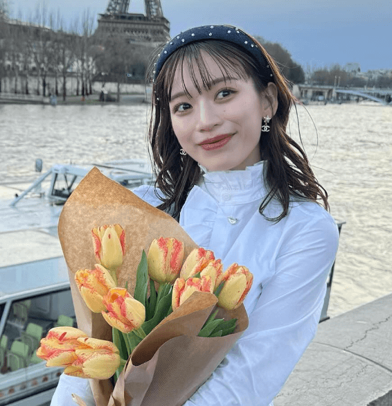 モデルの由布菜月が夫・上田綺世と弾丸でパリに行ったことを報告!!