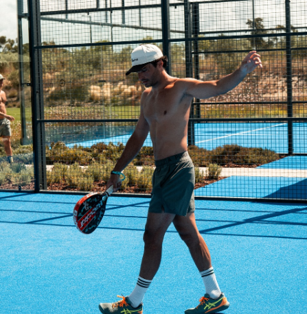 「回復中でもカッコよすぎる！」カルロス・サインツ、最新投稿がファンの心を鷲掴み！