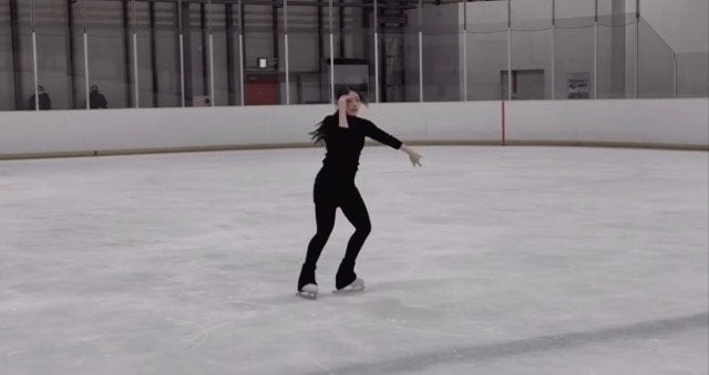 「可愛すぎる！」紀平梨花、リンクでの練習風景を公開