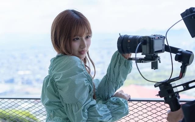 「本当に夢みたいな撮影でした」希空、“大好きな”マルシィのMVに出演！