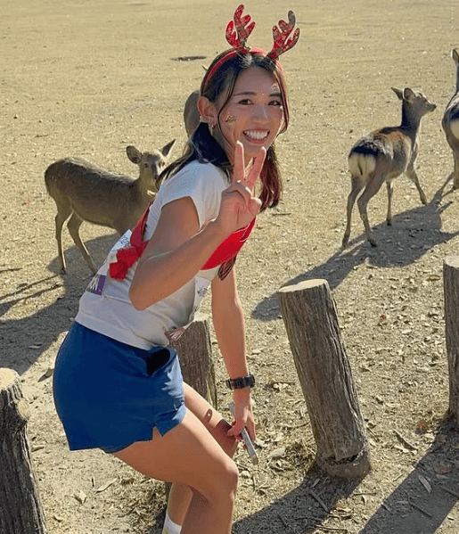 「せんと君コス可愛いよお！」あの美女タレント、キュートすぎる”せんとラン”ショット＆ムービーを披露し話題沸騰！