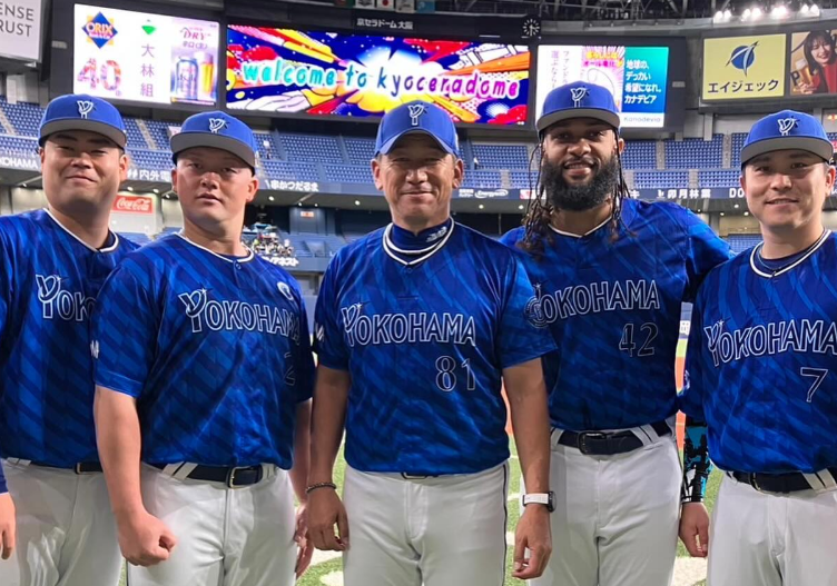 三浦大輔監督、オールスターで魅せた存在感にファン歓喜「イケメンすぎ！」の声も