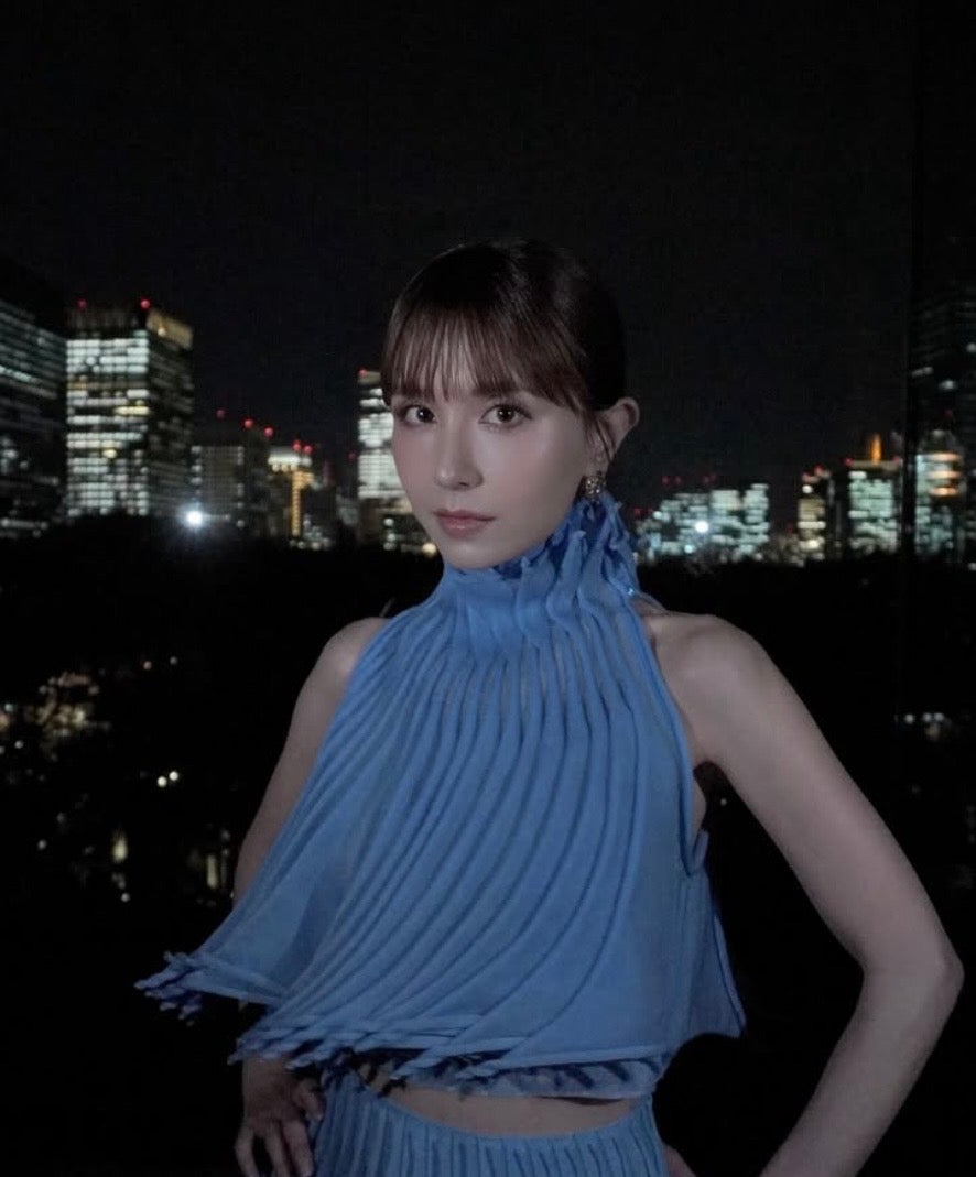 May J、Alaïaを着こなし、しなやかに、強く！！