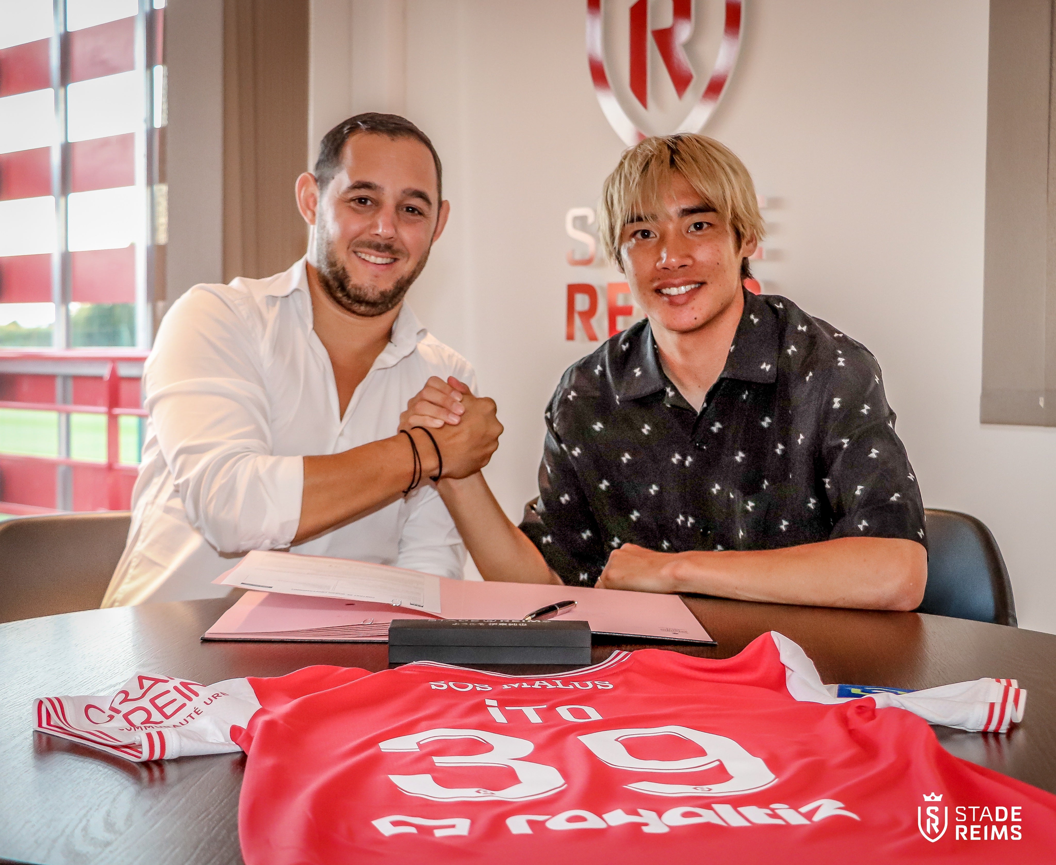 「広報のセンスがやばい😂」伊東純也がスタッド・ランスに移籍！発表動画が世界中で話題に🔥