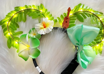 元モー娘。新垣里沙、ハワイ・アウラニでの手作りカチューシャを公開！「ガキさんカラー」にファン絶賛