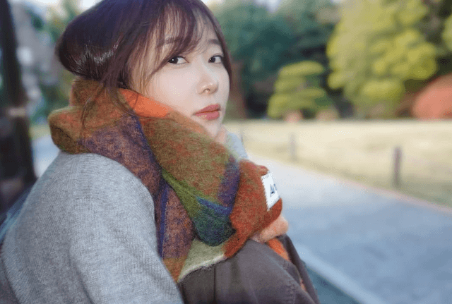 指原莉乃、マフラー姿のオフショット公開に「超かわいいすぎる」