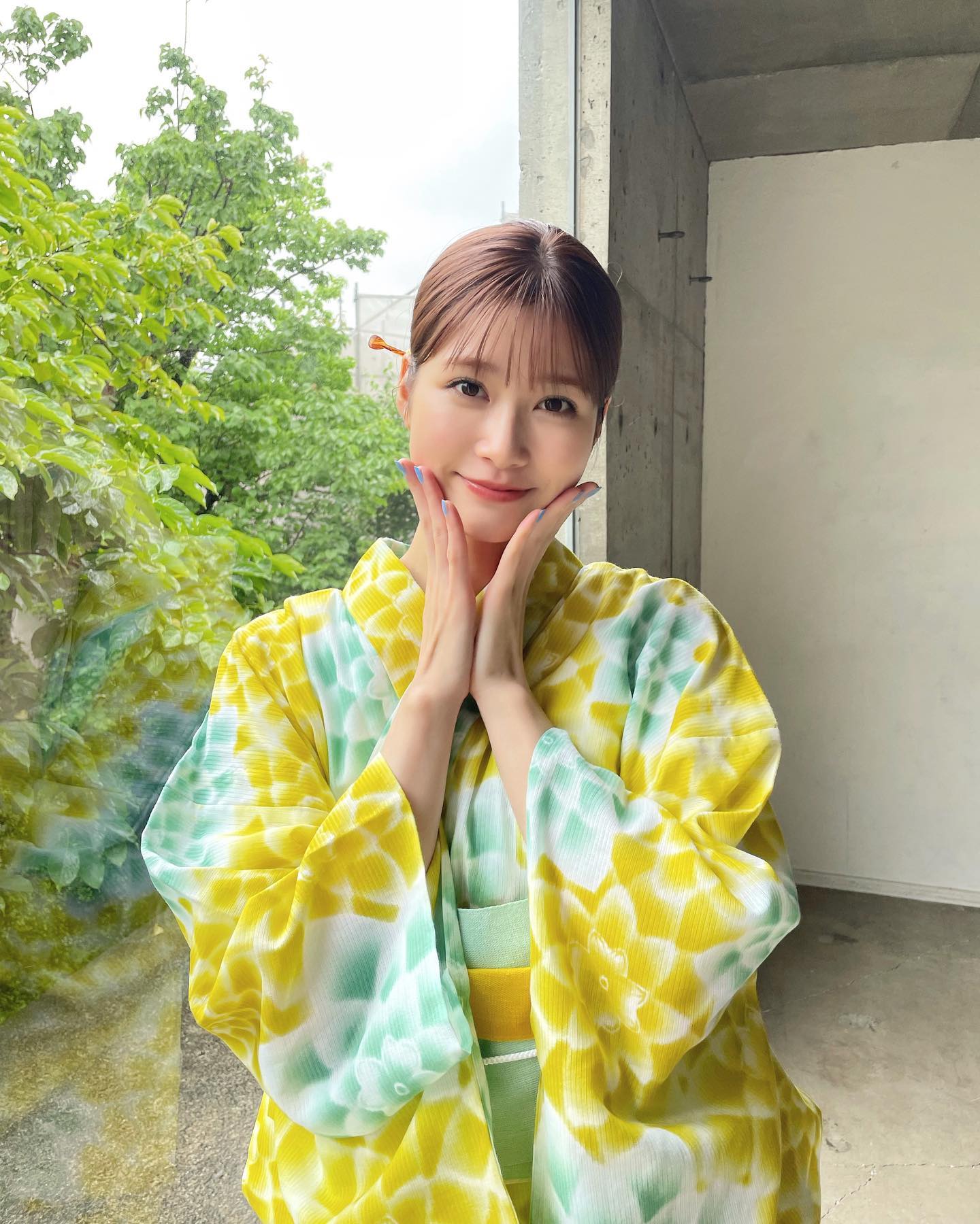 👘”めるる”こと生見愛瑠さんの夏感溢れる浴衣ショットが話題「一緒に花火見たい」🎆