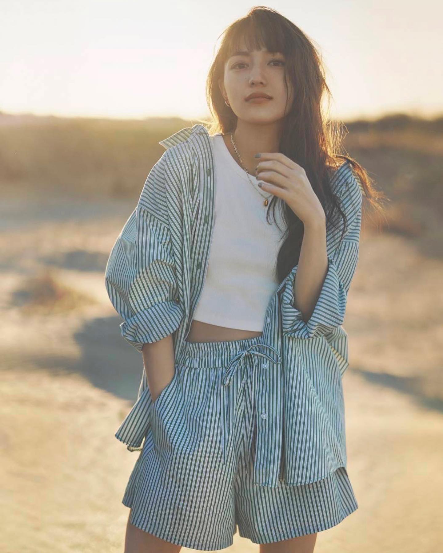 「女神降臨！」後光が差す川口春奈さんにファン興奮😍💕